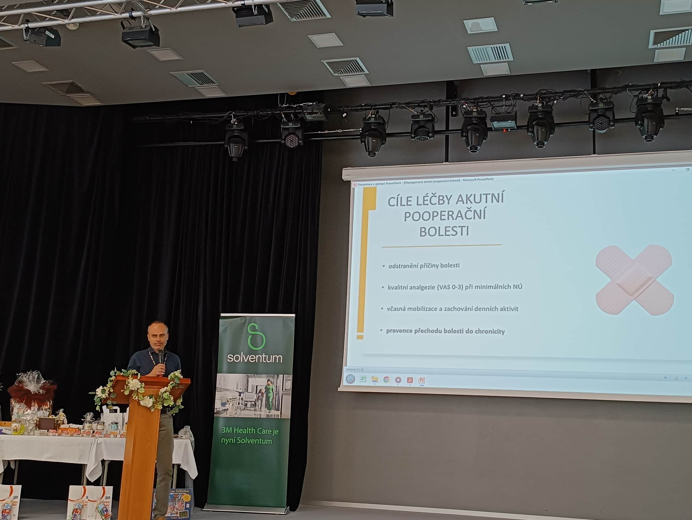 Zástupci SSLB vystoupili na konferenci věnované problematice bolesti